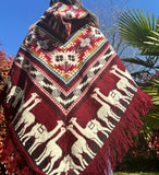 Poncho Lama Rouge